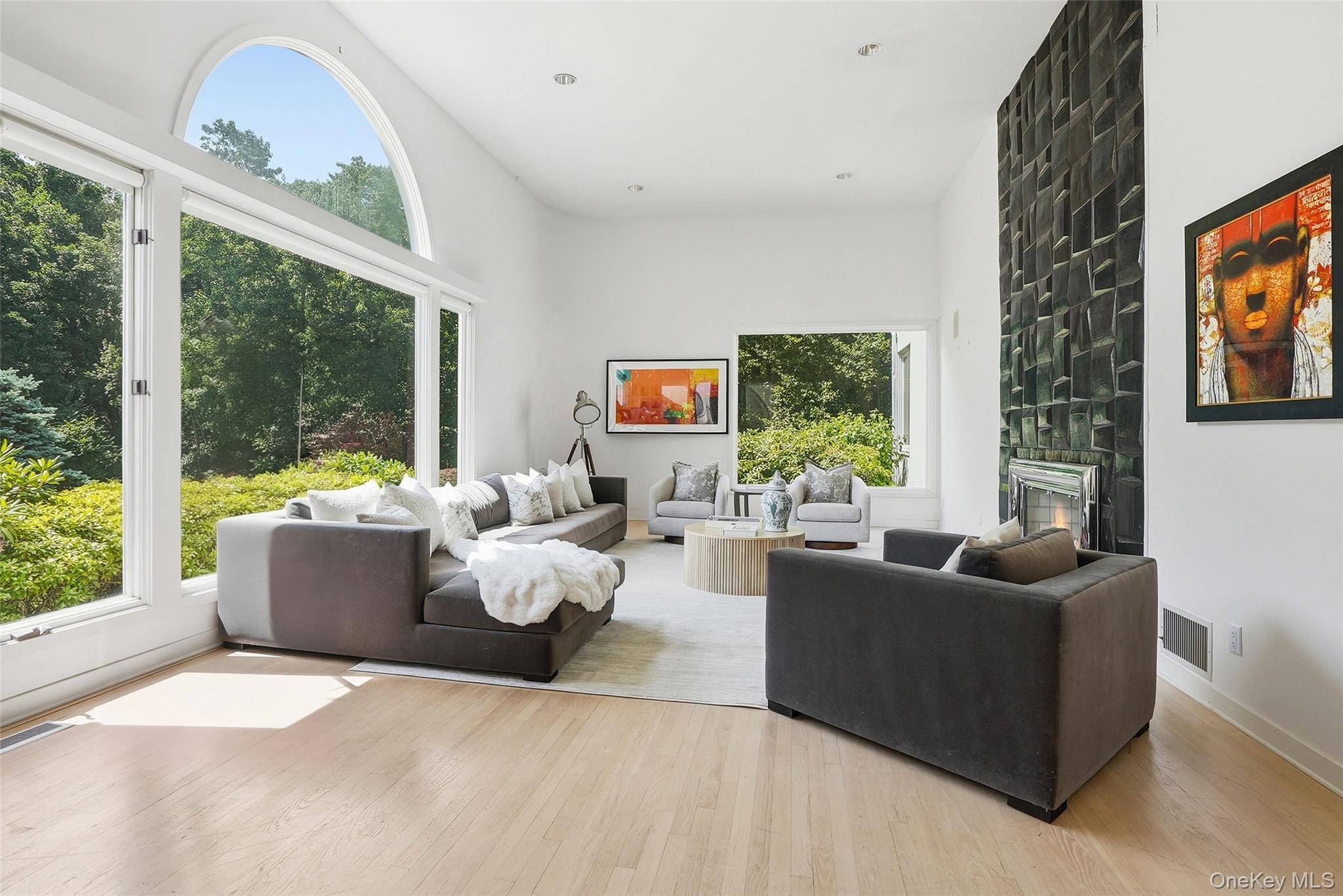 6 Hunting TRL, Armonk, NY 10504