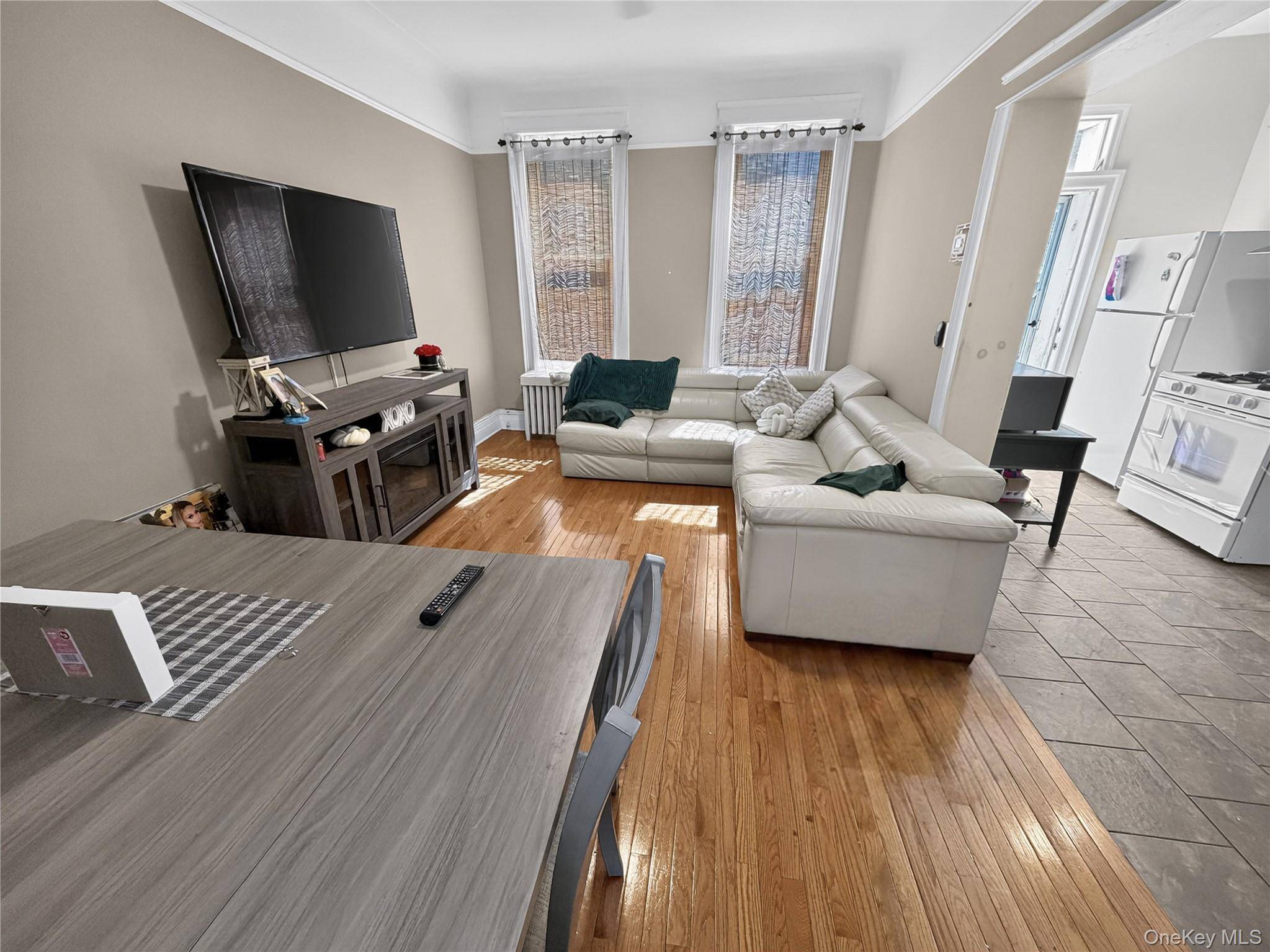 75-37 61ST ST, Ridgewood, NY 11385