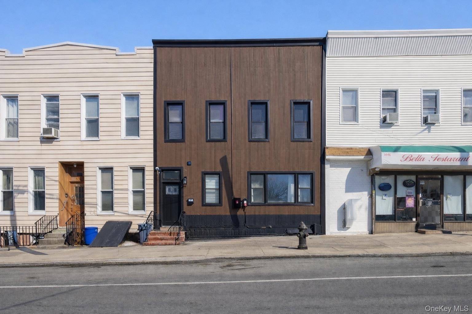 6089 54th ST, Maspeth, NY 11378