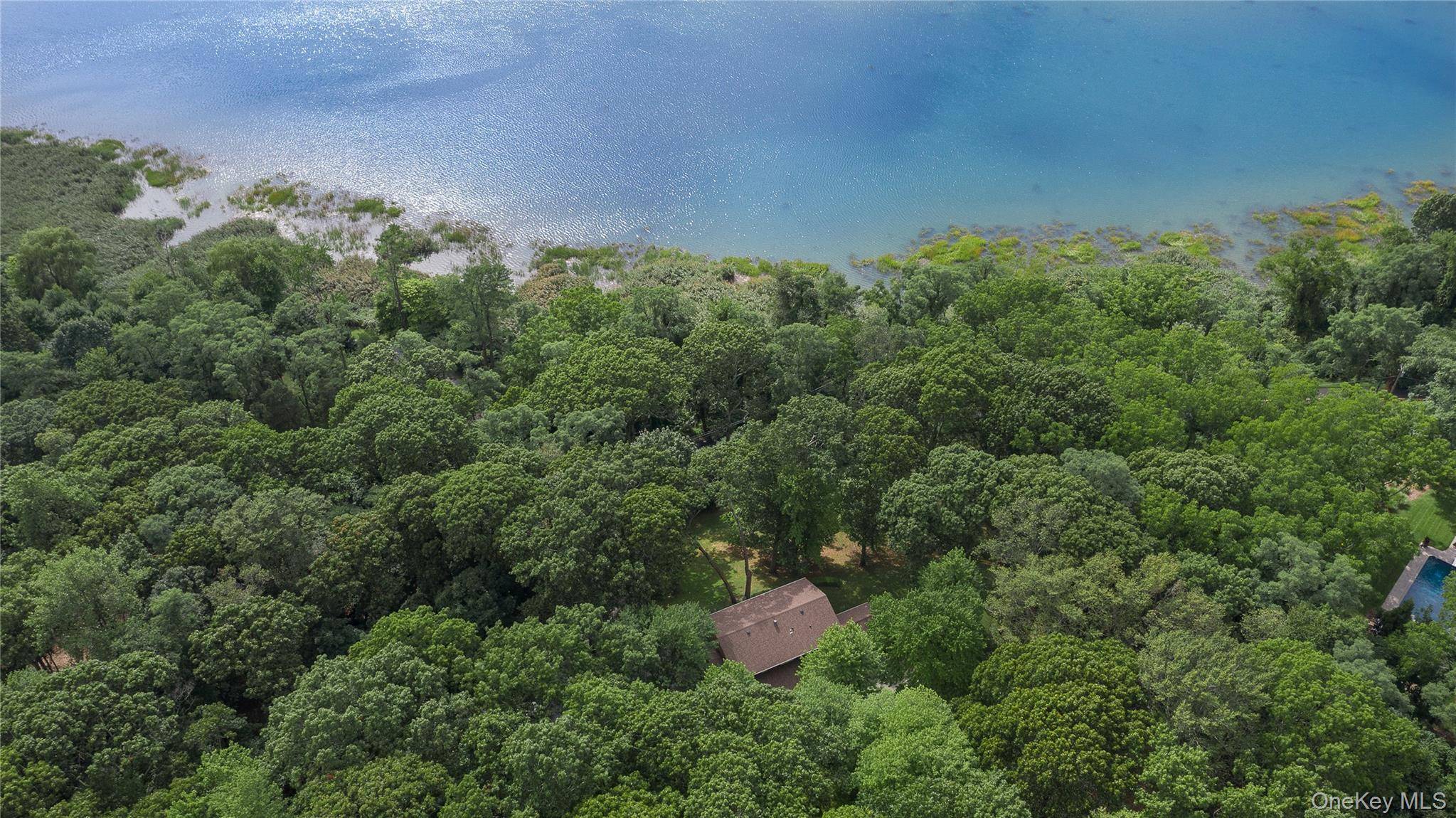 451 River RD, Nissequogue, NY 11780