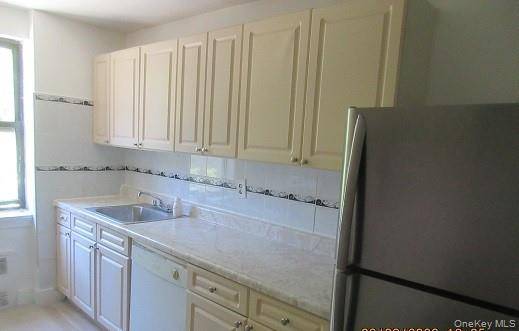 2866 Marion AVE #1E, Bronx, NY 10458