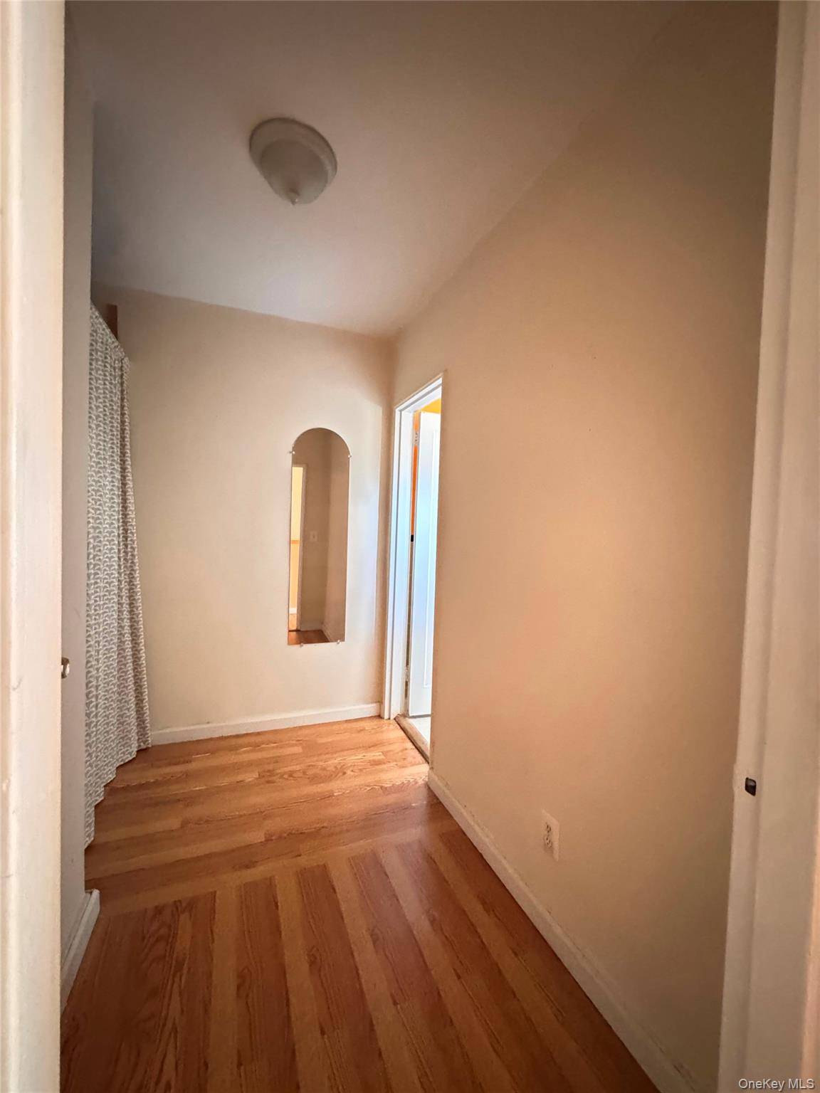 8 Wainwright AVE #2C, Yonkers, NY 10710