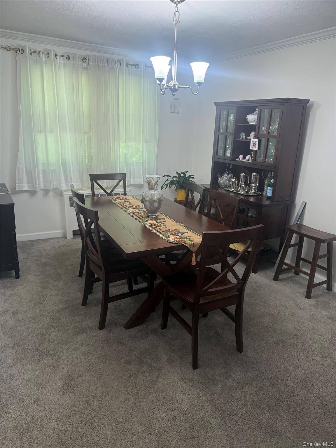 27 Avon CIR #D, Rye Brook, NY 10573