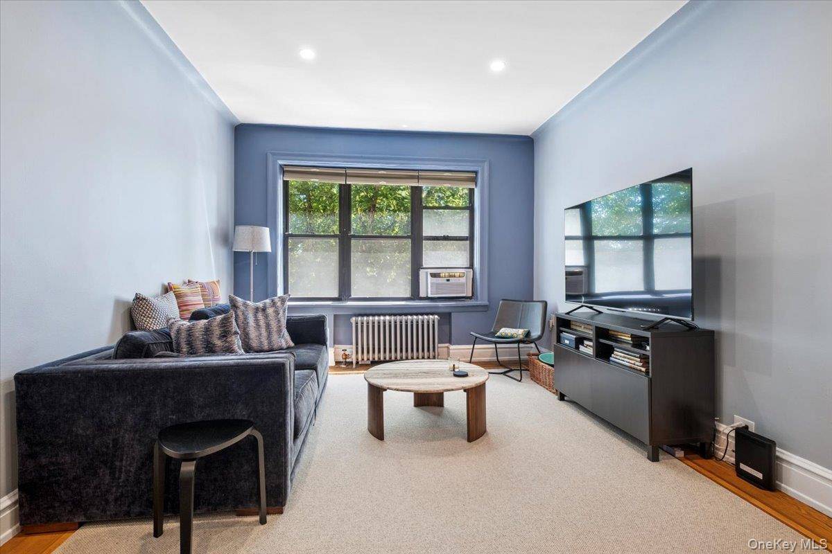 143 Garth RD #5L, Scarsdale, NY 10583