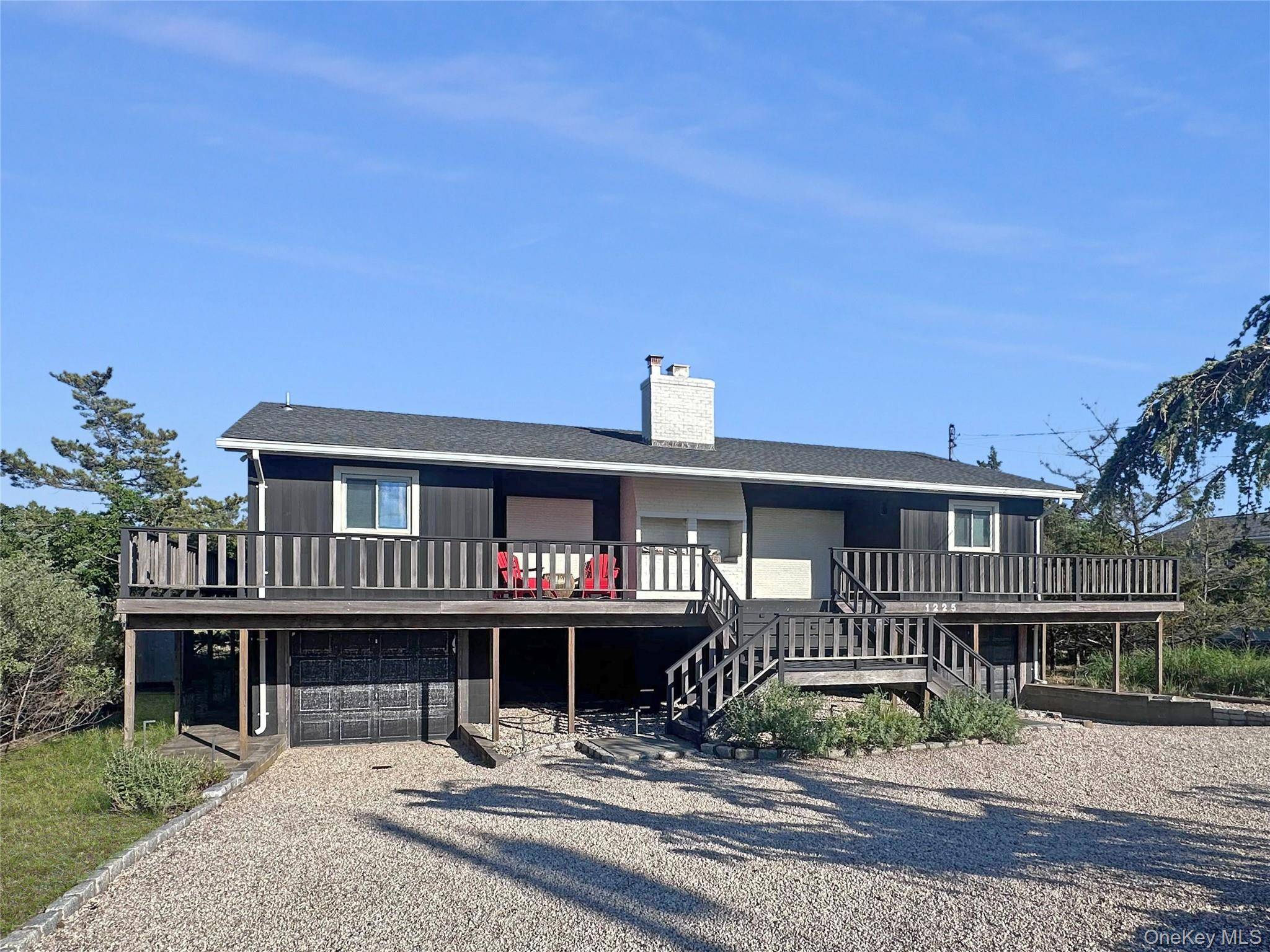 1225 Leeton DR, Southold, NY 11971
