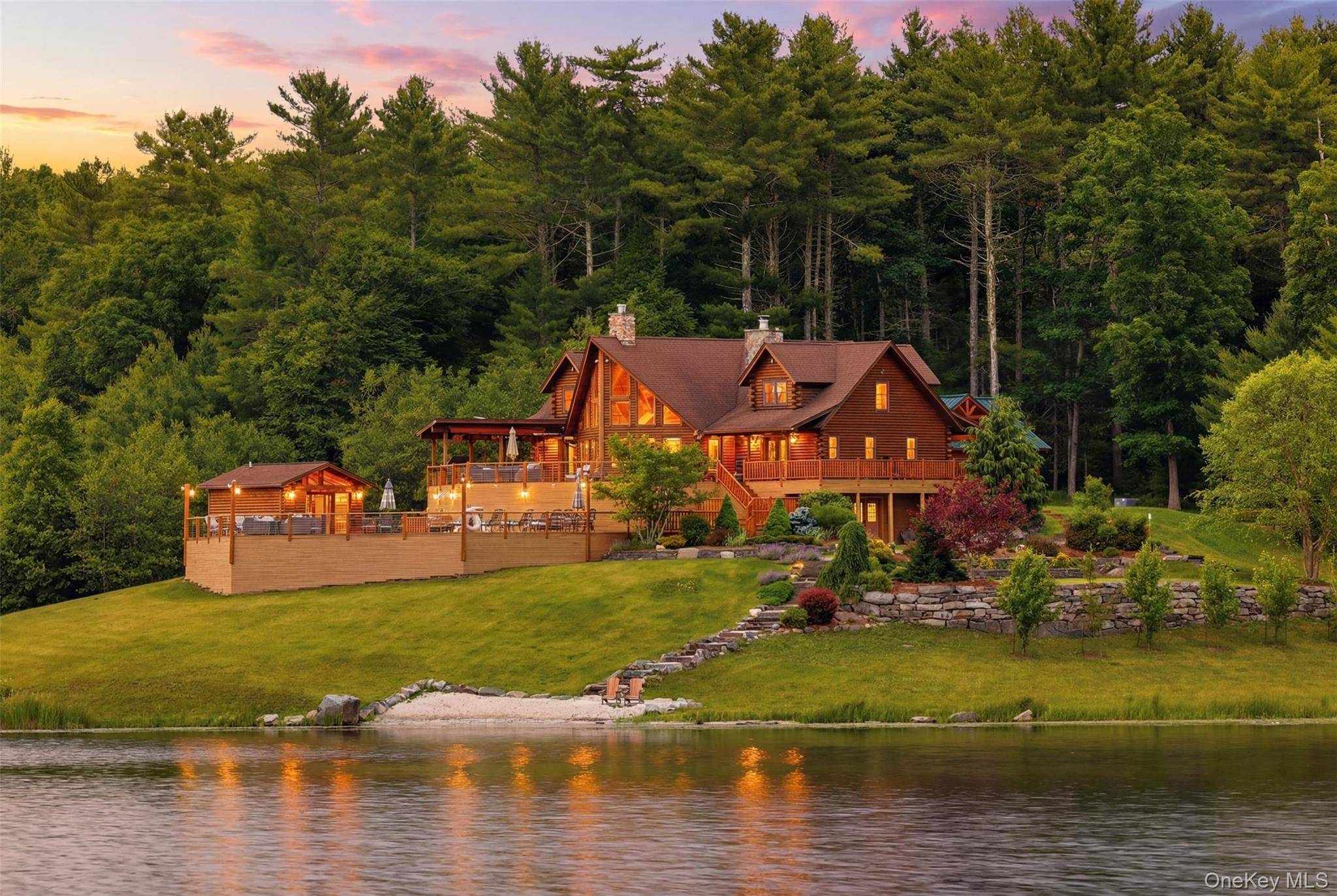 91 Crawford RD, Barryville, NY 12719