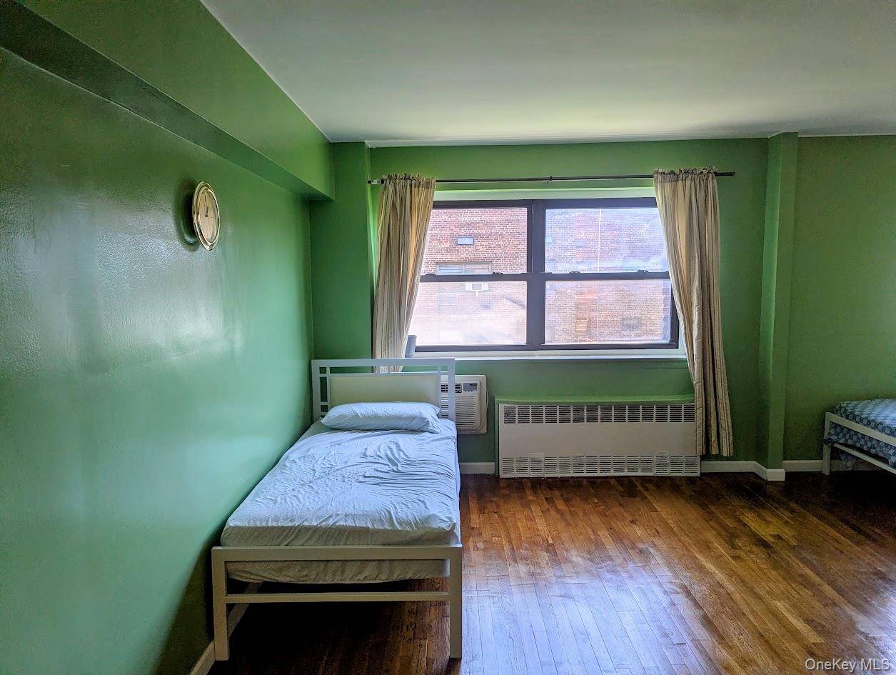 94-31 60 Ave #6L, Elmhurst, NY 11373