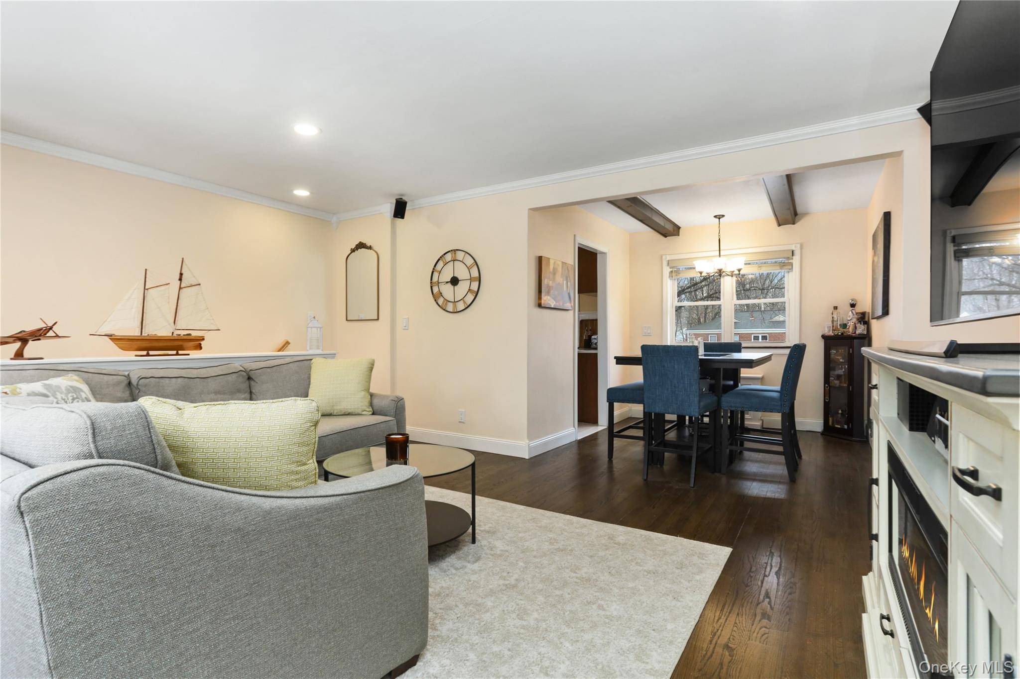 73 Broadway #2J, Pleasantville, NY 10570