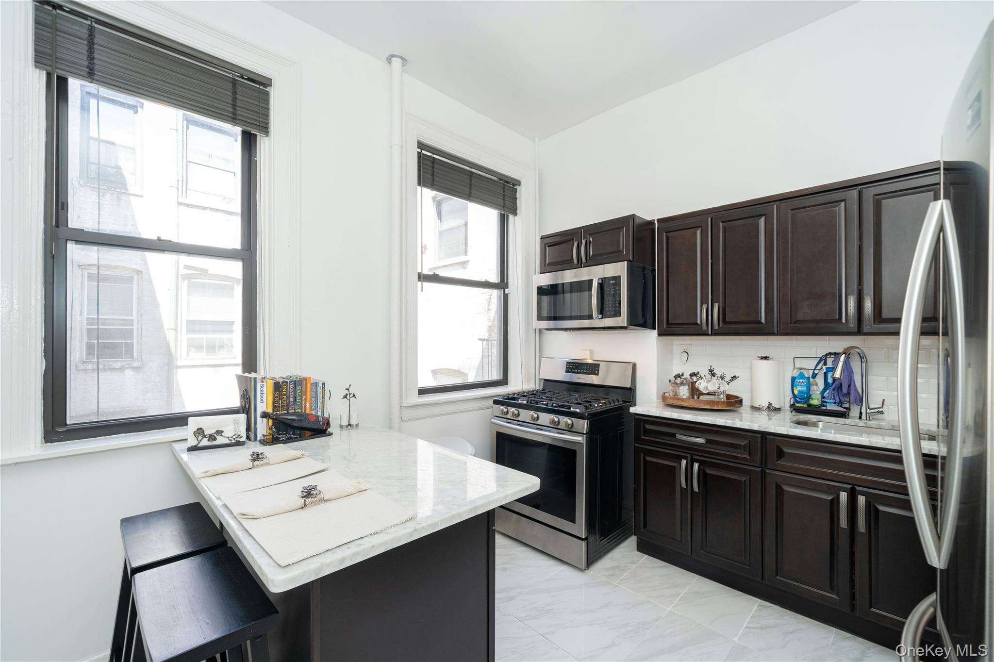 92 Hamilton AVE #5E, Yonkers, NY 10705
