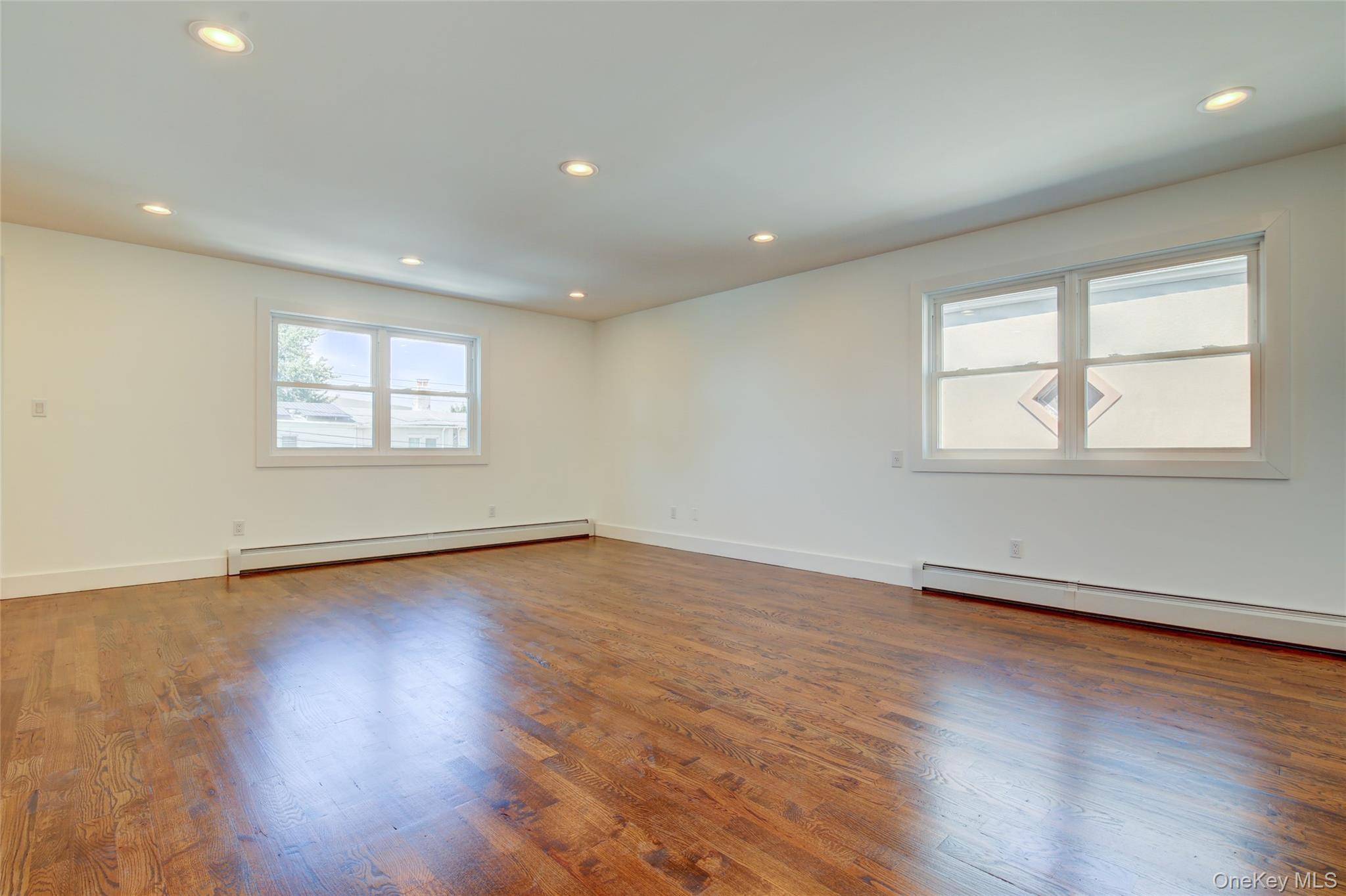 89-25 127th ST, Richmond Hill, NY 11418