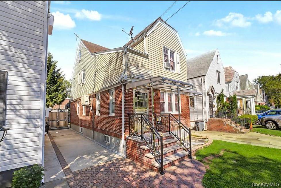 8926 210th ST, Queens Village, NY 11427