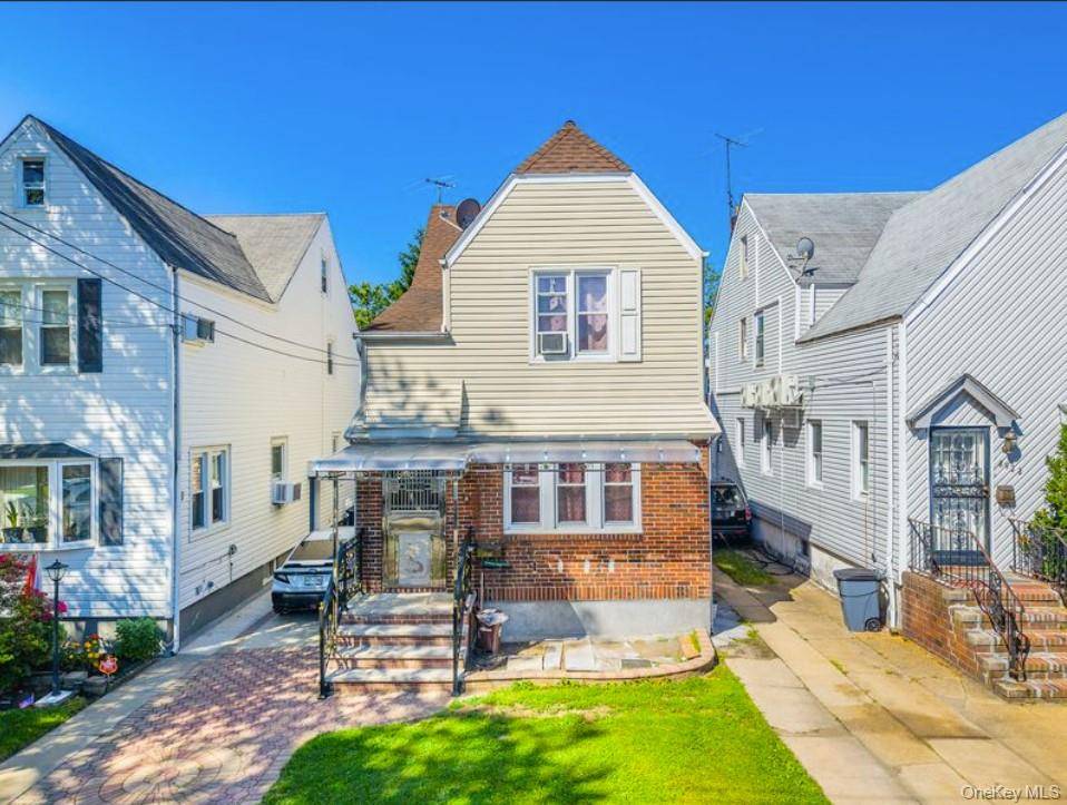 8926 210th ST, Queens Village, NY 11427