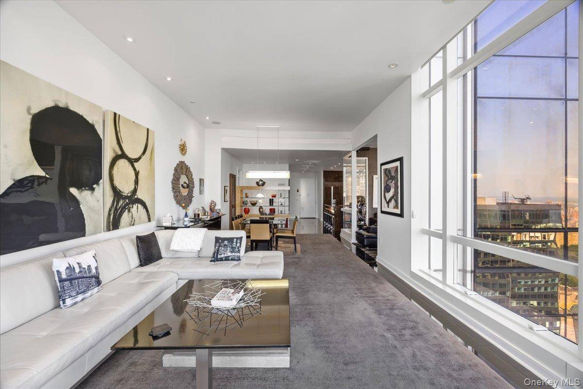230 W 56th ST #PHB, New York (manhattan), NY 10019