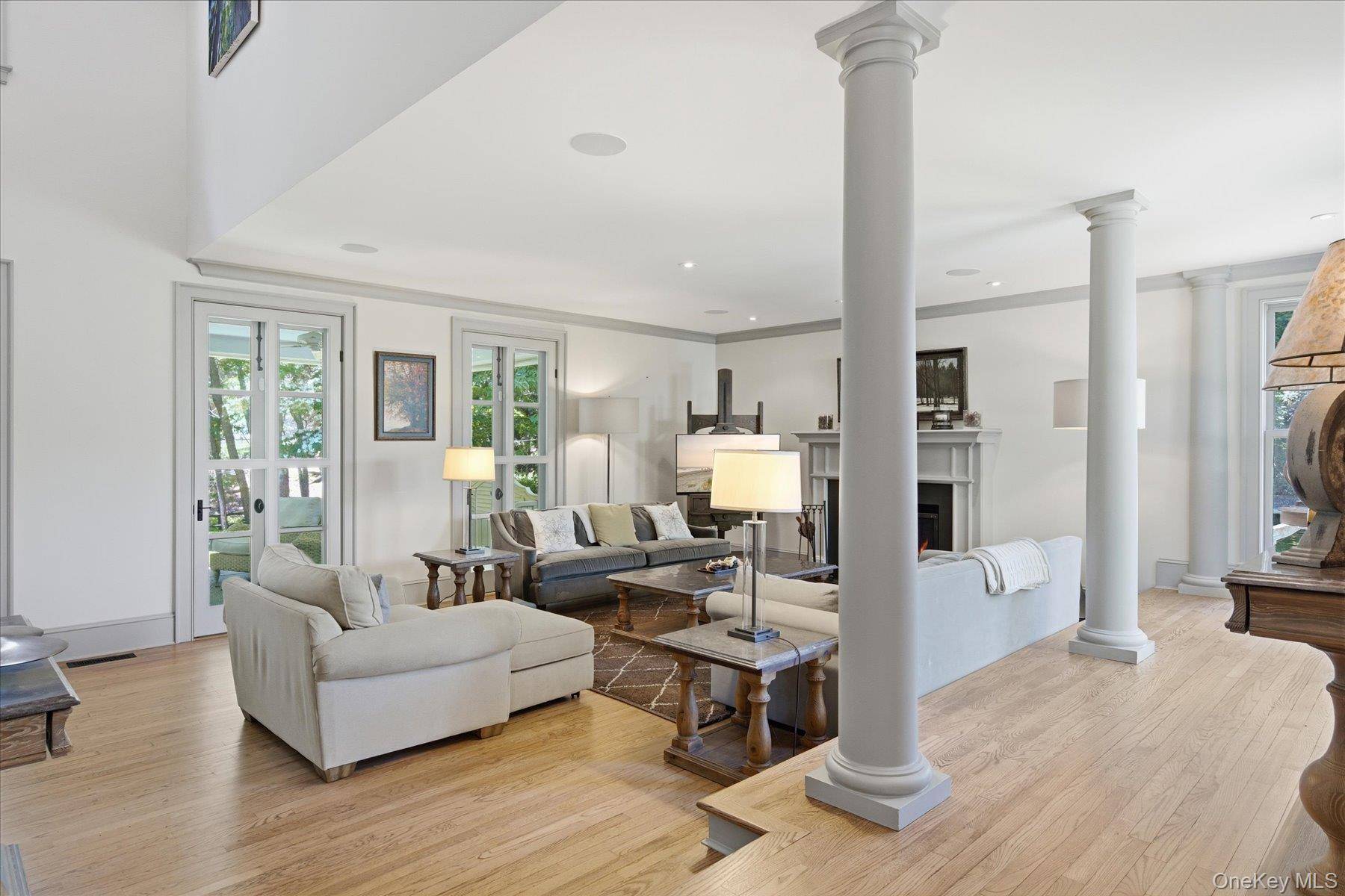 43 Gardiners Bay DR, Shelter Island, NY 11964