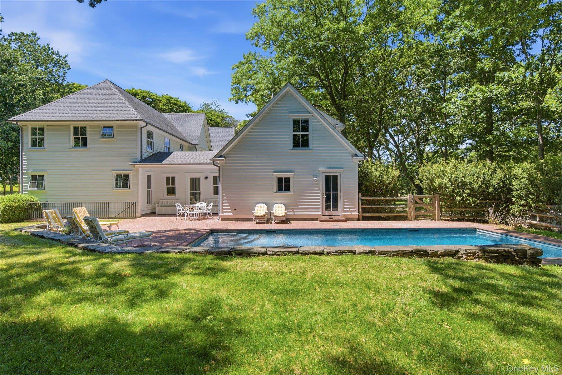 43 Gardiners Bay DR, Shelter Island, NY 11964