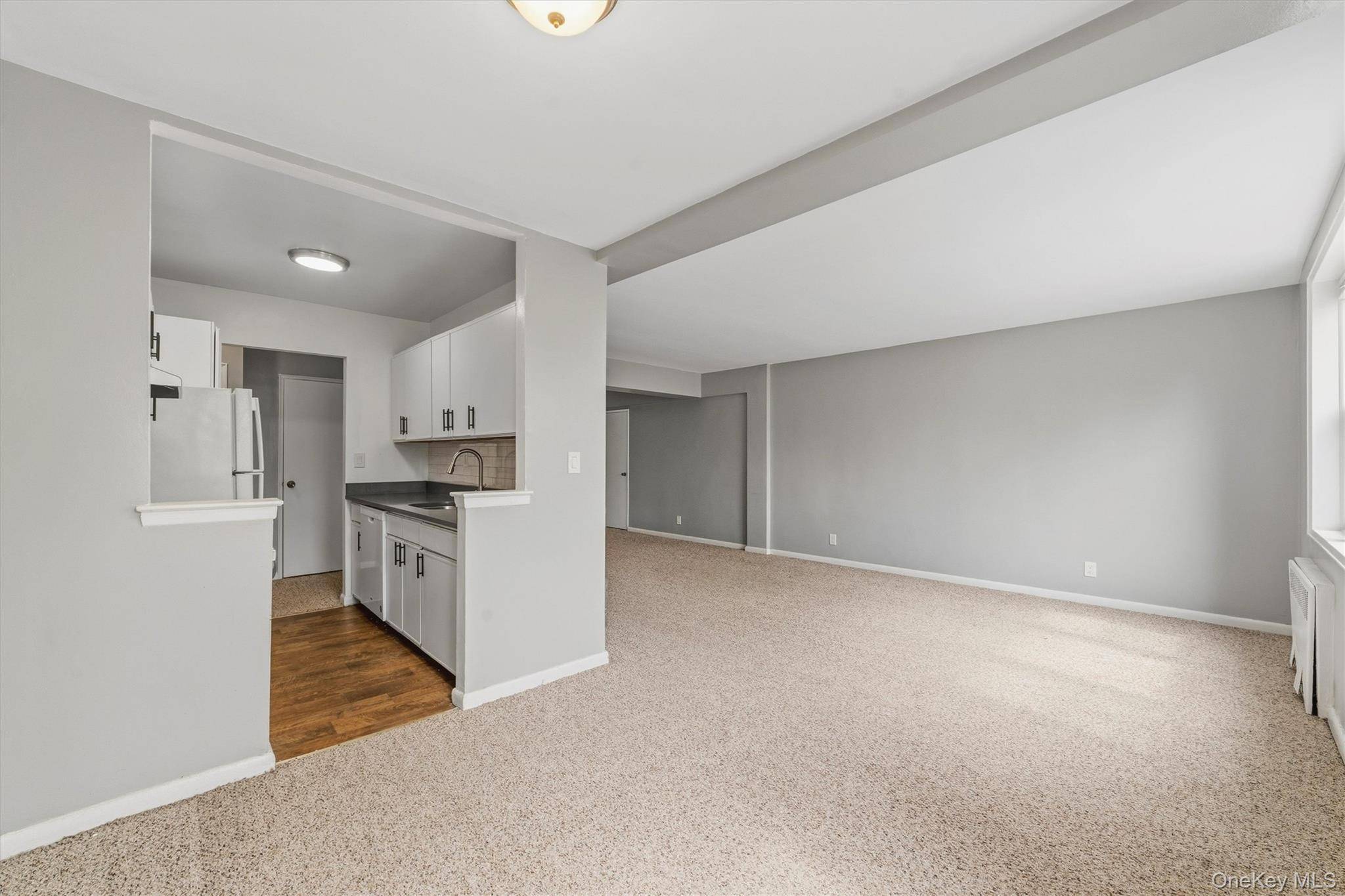 5 Sadore LN #H3, Yonkers, NY 10710