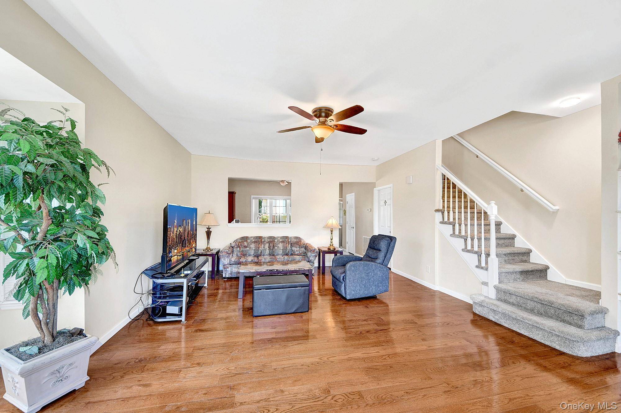361 Verplanck AVE, Beacon, NY 12508