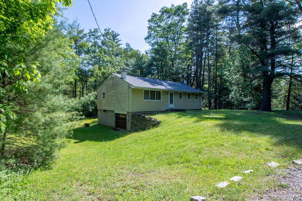 810 Ulster Heights RD, Ellenville, NY 12428