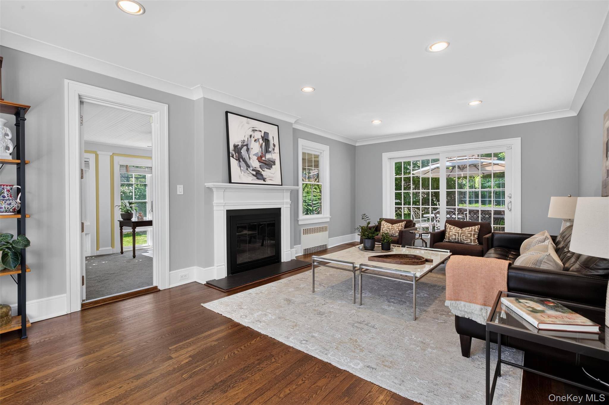 12 Drake RD, Scarsdale, NY 10583
