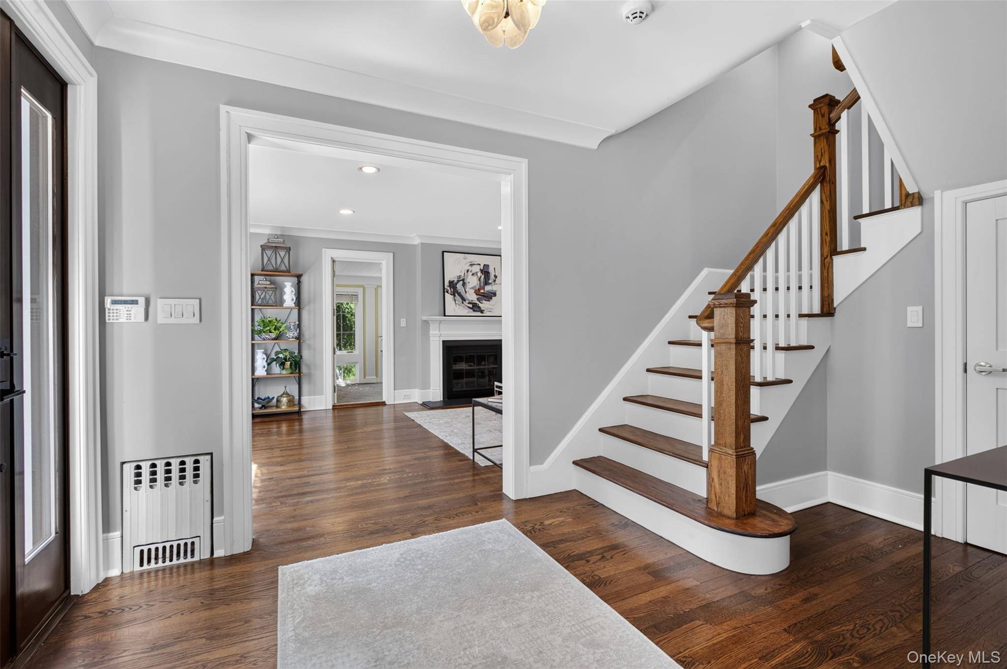 12 Drake RD, Scarsdale, NY 10583