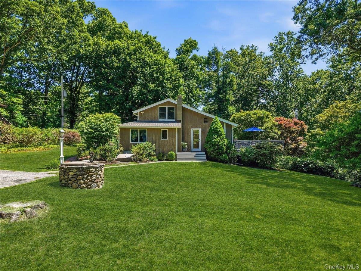 235 Boone RD, Yorktown Heights, NY 10598