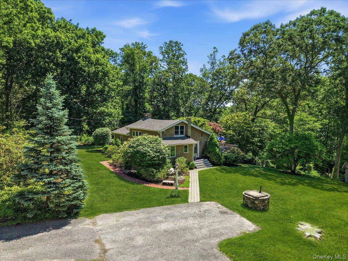 235 Boone RD, Yorktown Heights, NY 10598