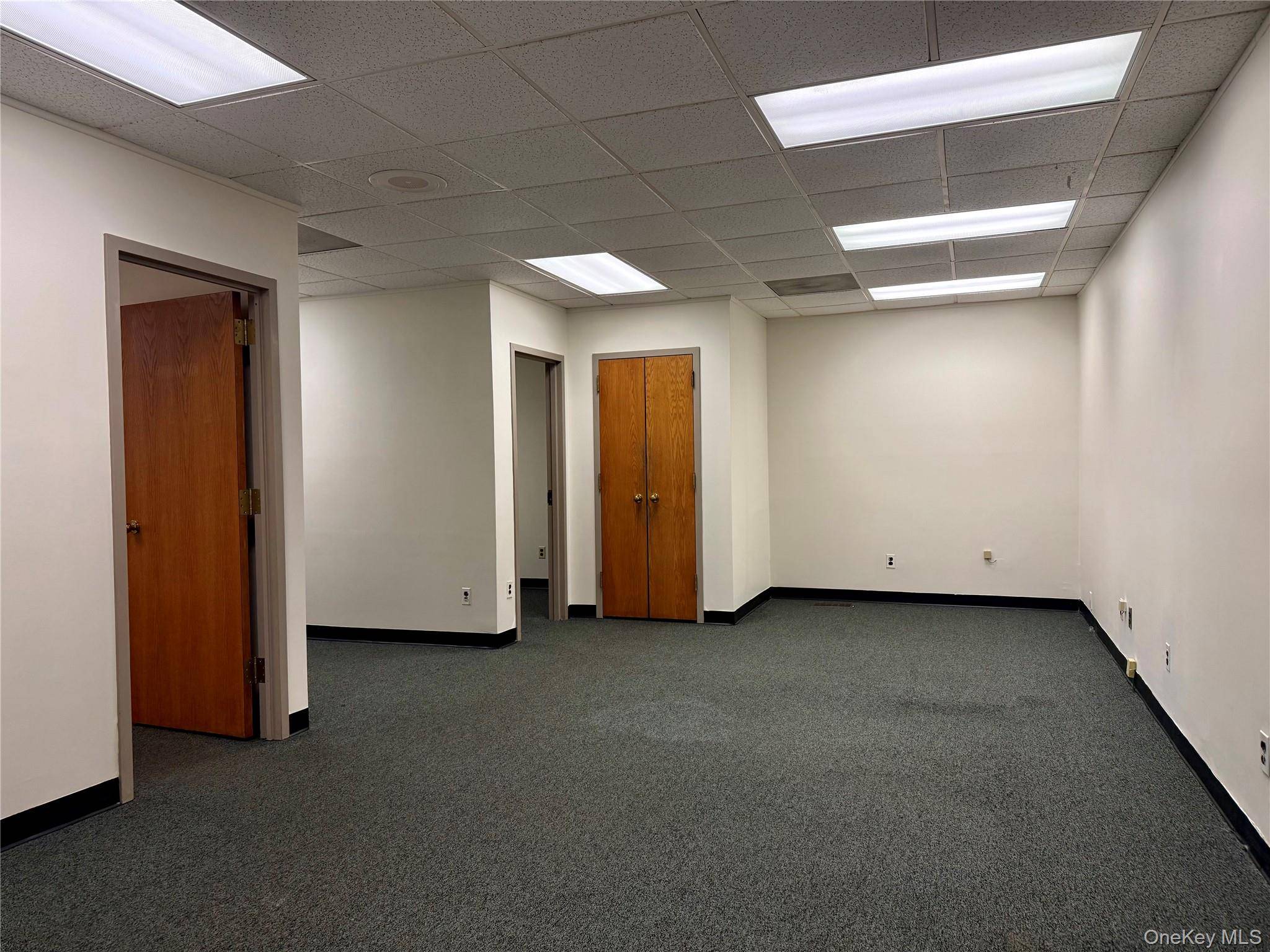 44 Broadway, Greenlawn, NY 11740