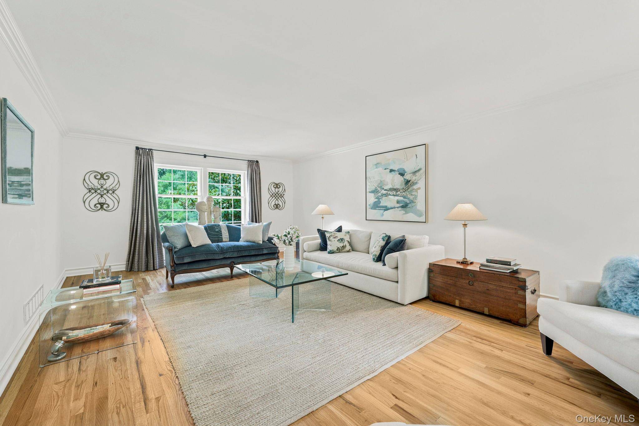629 Scarborough RD, Briarcliff Manor, NY 10510