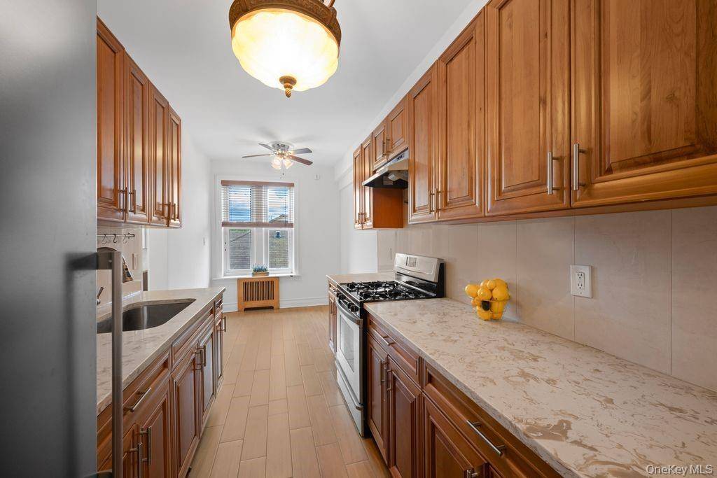 7119 Shore RD #3E, Brooklyn, NY 11209