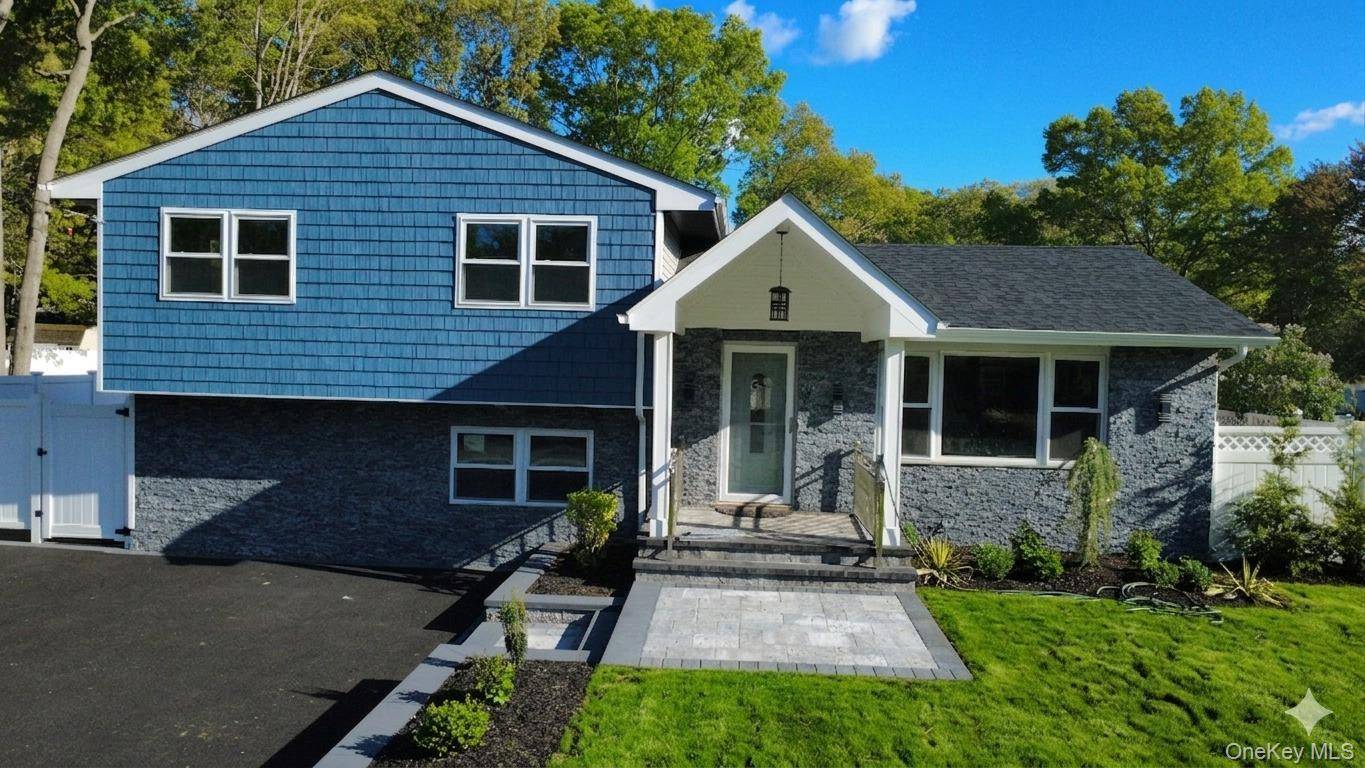 354 Easton ST, Ronkonkoma, NY 11779