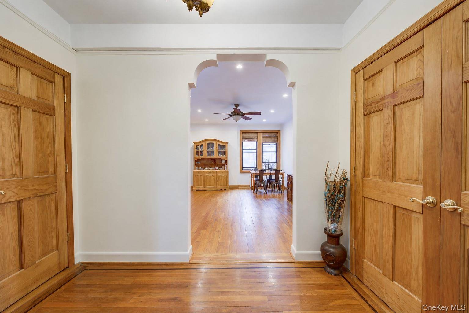 167-10 Crocheron AVE #5R, Flushing, NY 11358