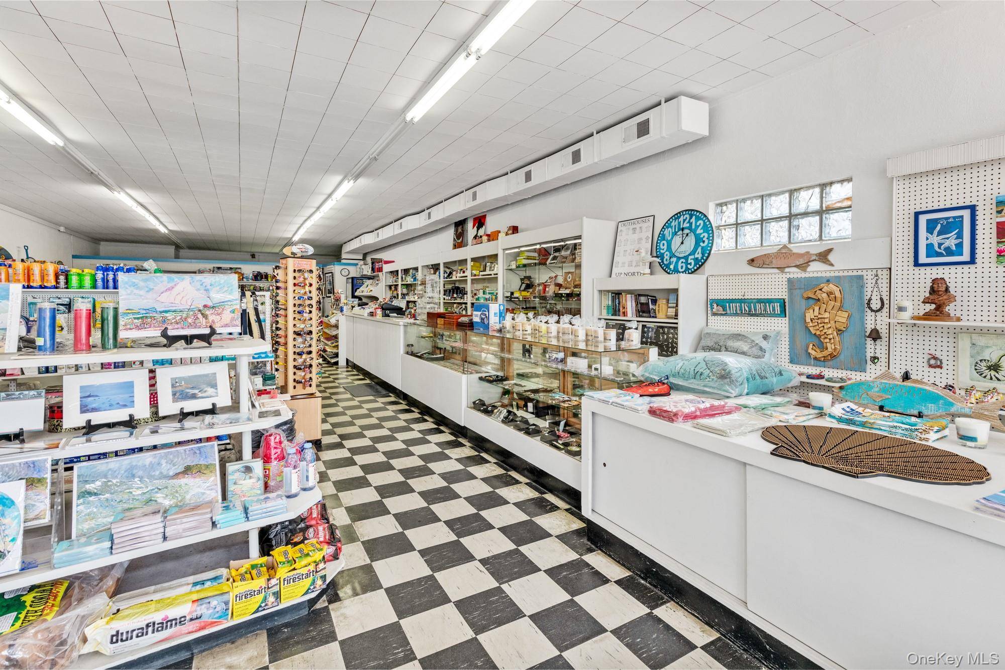 809 & 813 Montauk HWY, Montauk, NY 11954