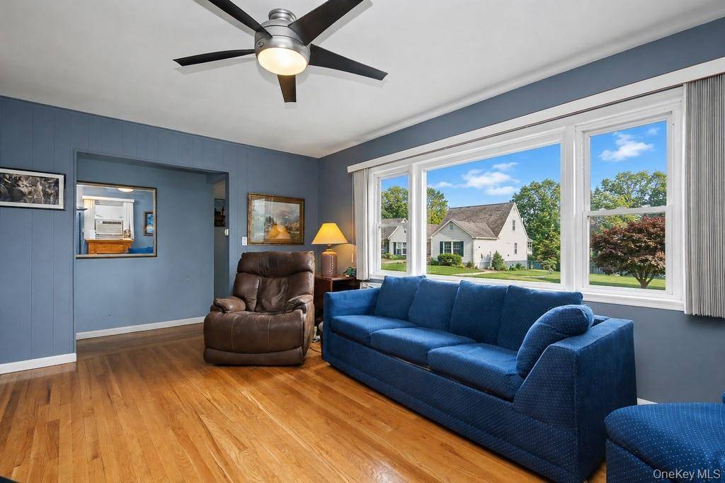 14 (aka #10) Entrance CT, Yonkers, NY 10710