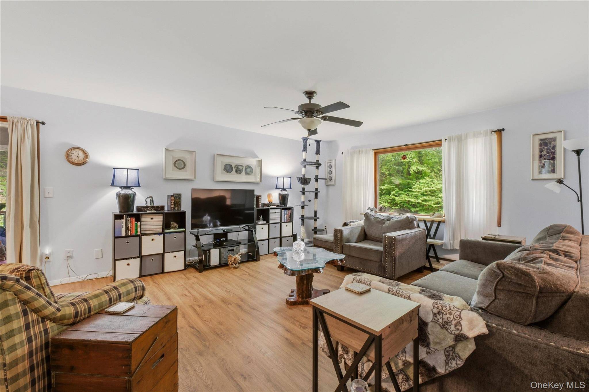 26 Maple DR, Mahopac, NY 10541