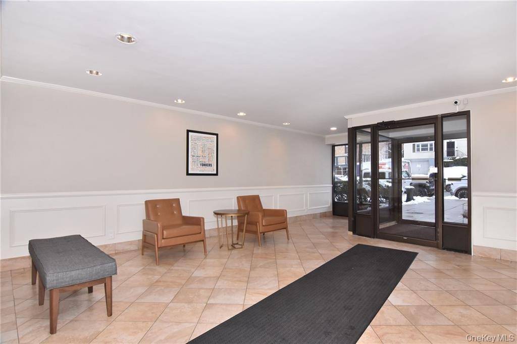 709 Warburton AVE #7F, Yonkers, NY 10701