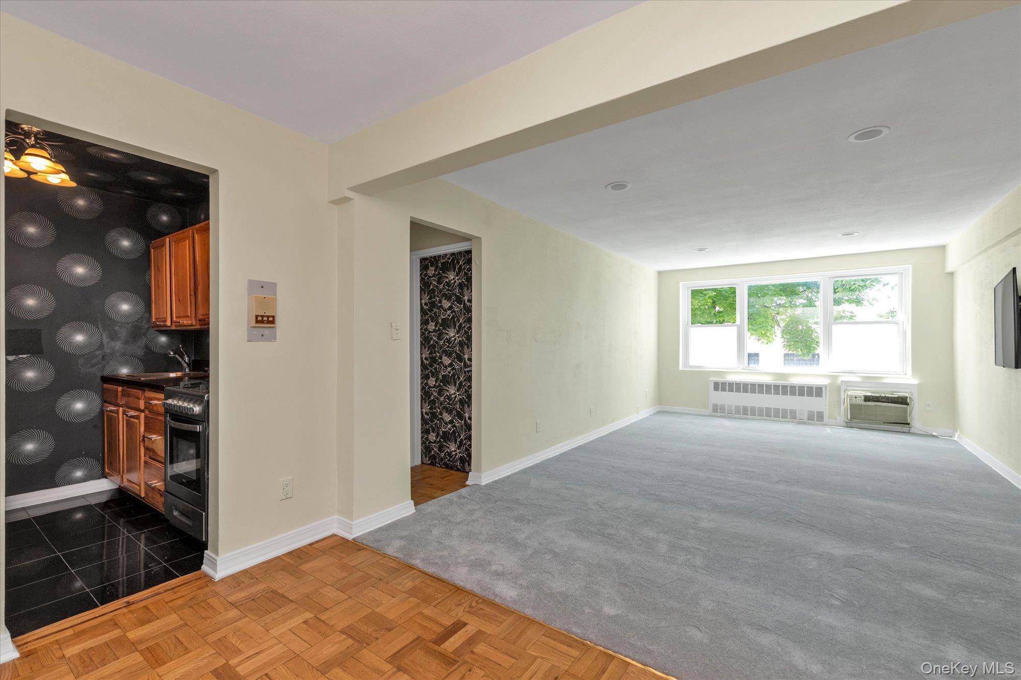 490 Atlantic AVE #108, East Rockaway, NY 11518