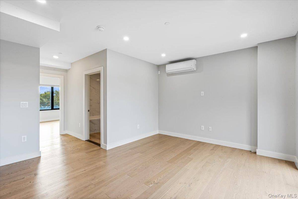 62-96 Woodhaven BLVD #5O, Rego Park, NY 11374