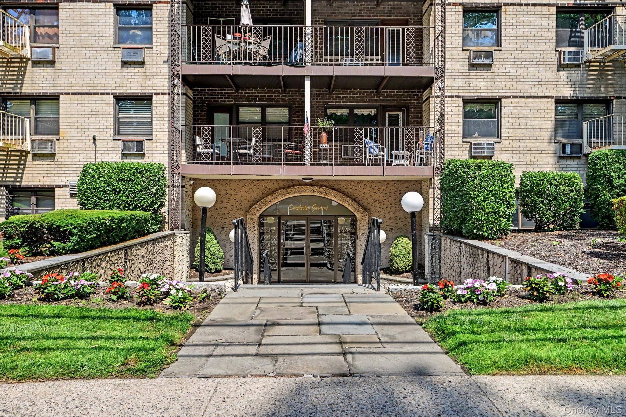 2241 Palmer AVE #1D, New Rochelle, NY 10801