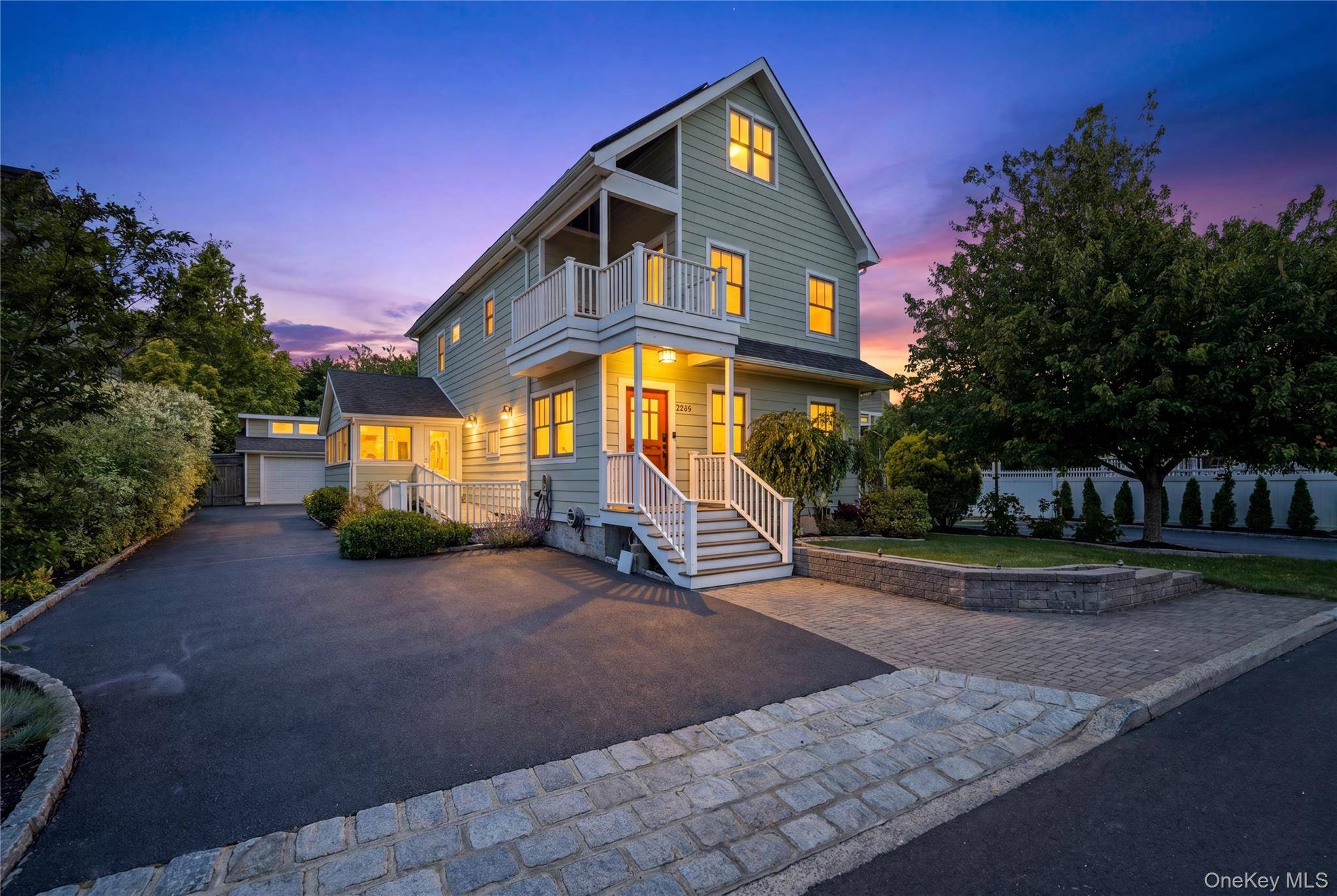 2544 Riverside AVE, Seaford, NY 11783