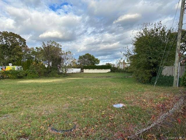 350 Commack RD, Commack, NY 11725