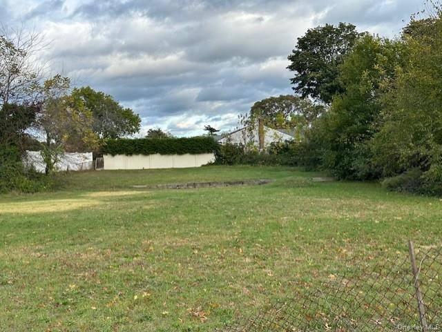 350 Commack RD, Commack, NY 11725