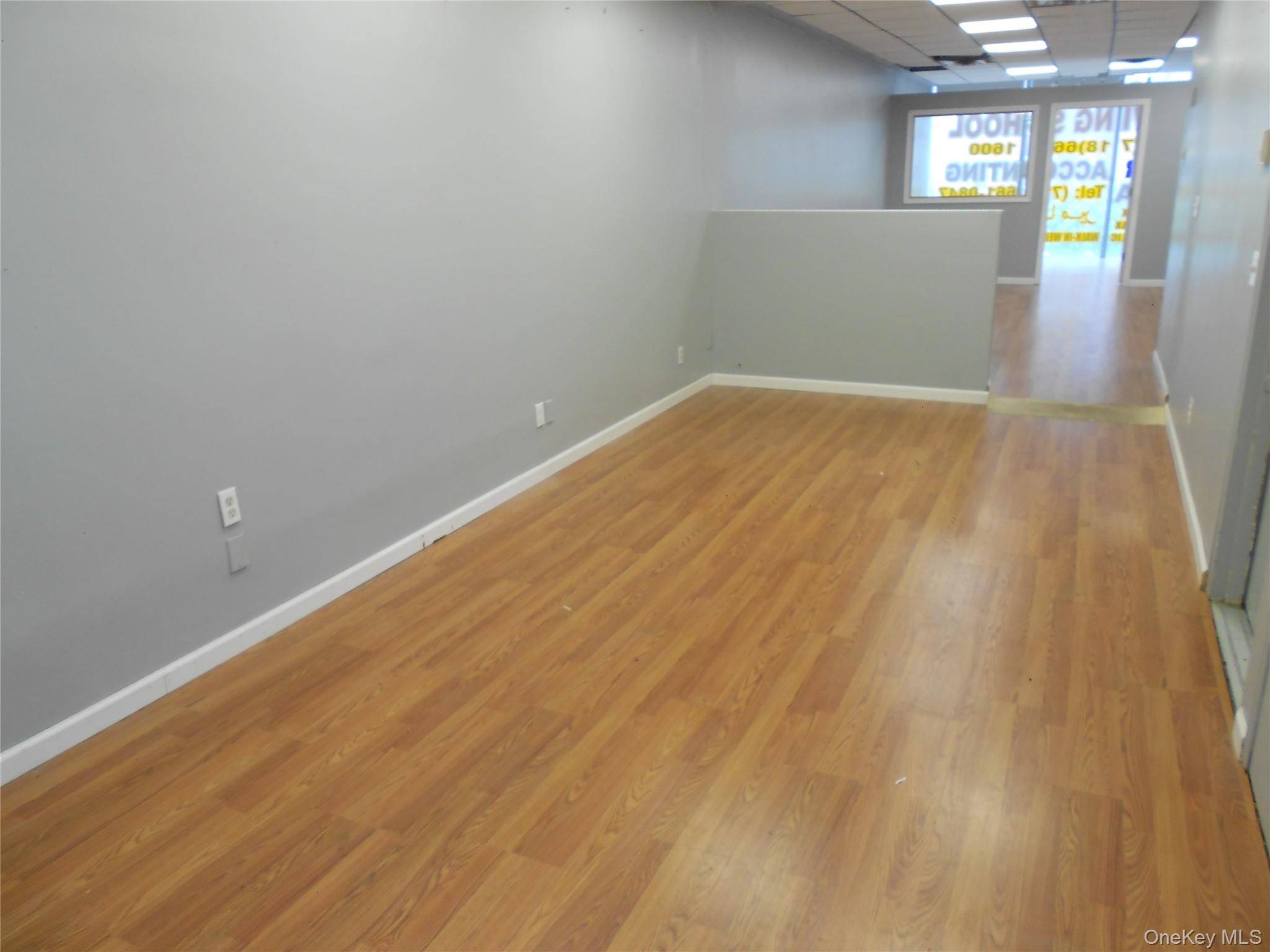 4308 Main ST, Flushing, NY 11355