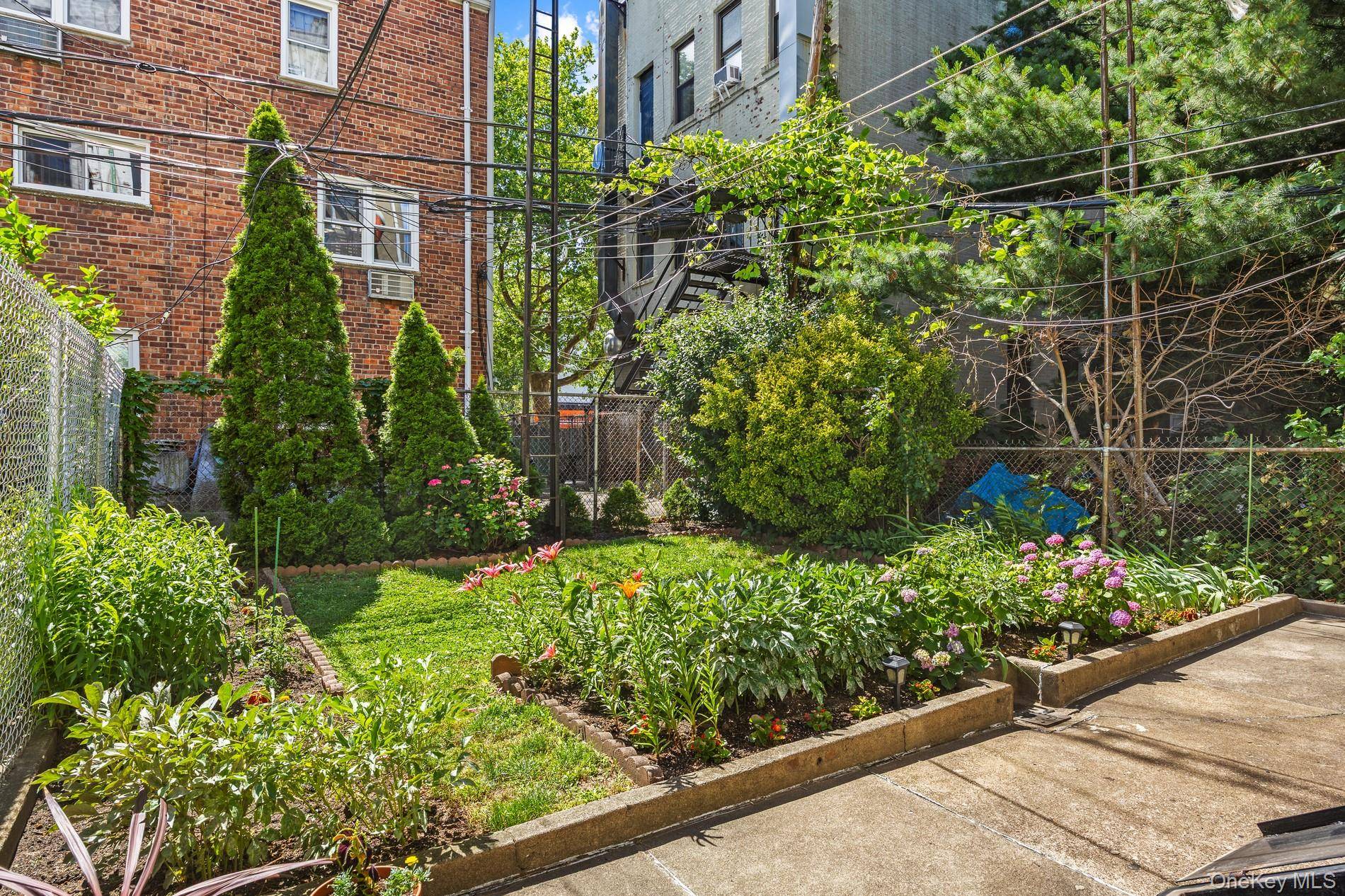 59 Newel ST, Brooklyn, NY 11222