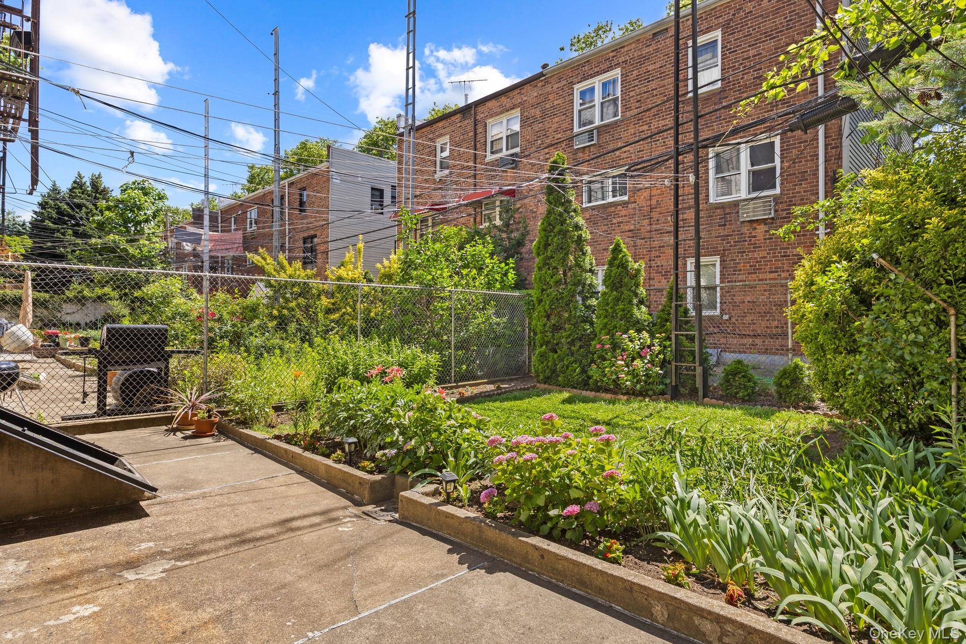 59 Newel ST, Brooklyn, NY 11222