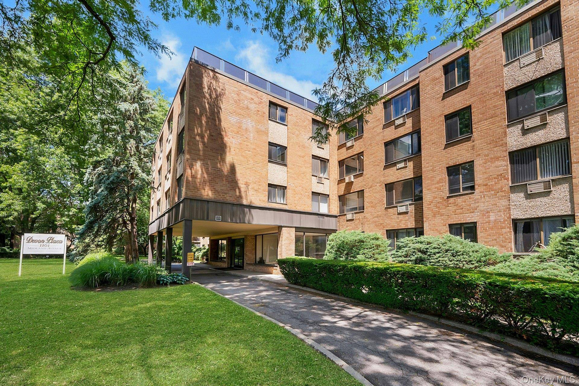 1101 Midland AVE #411, Bronxville, NY 10708