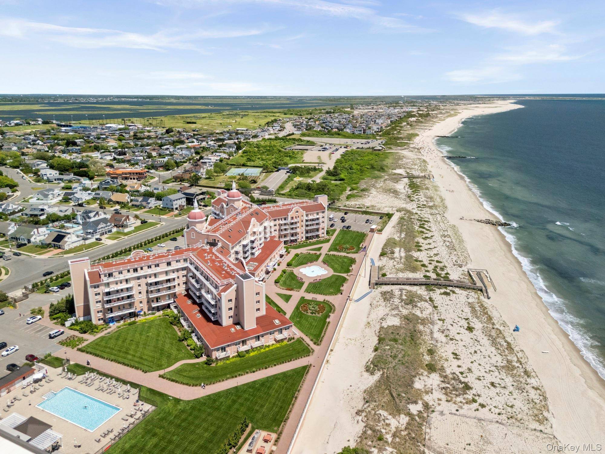 2 Richmond RD #5W, Lido Beach, NY 11561