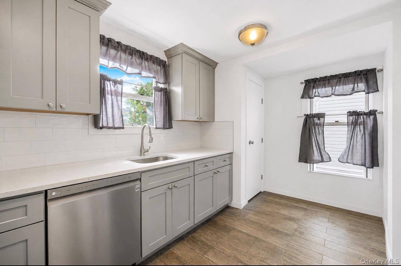 9036 209th ST, Queens Village, NY 11428