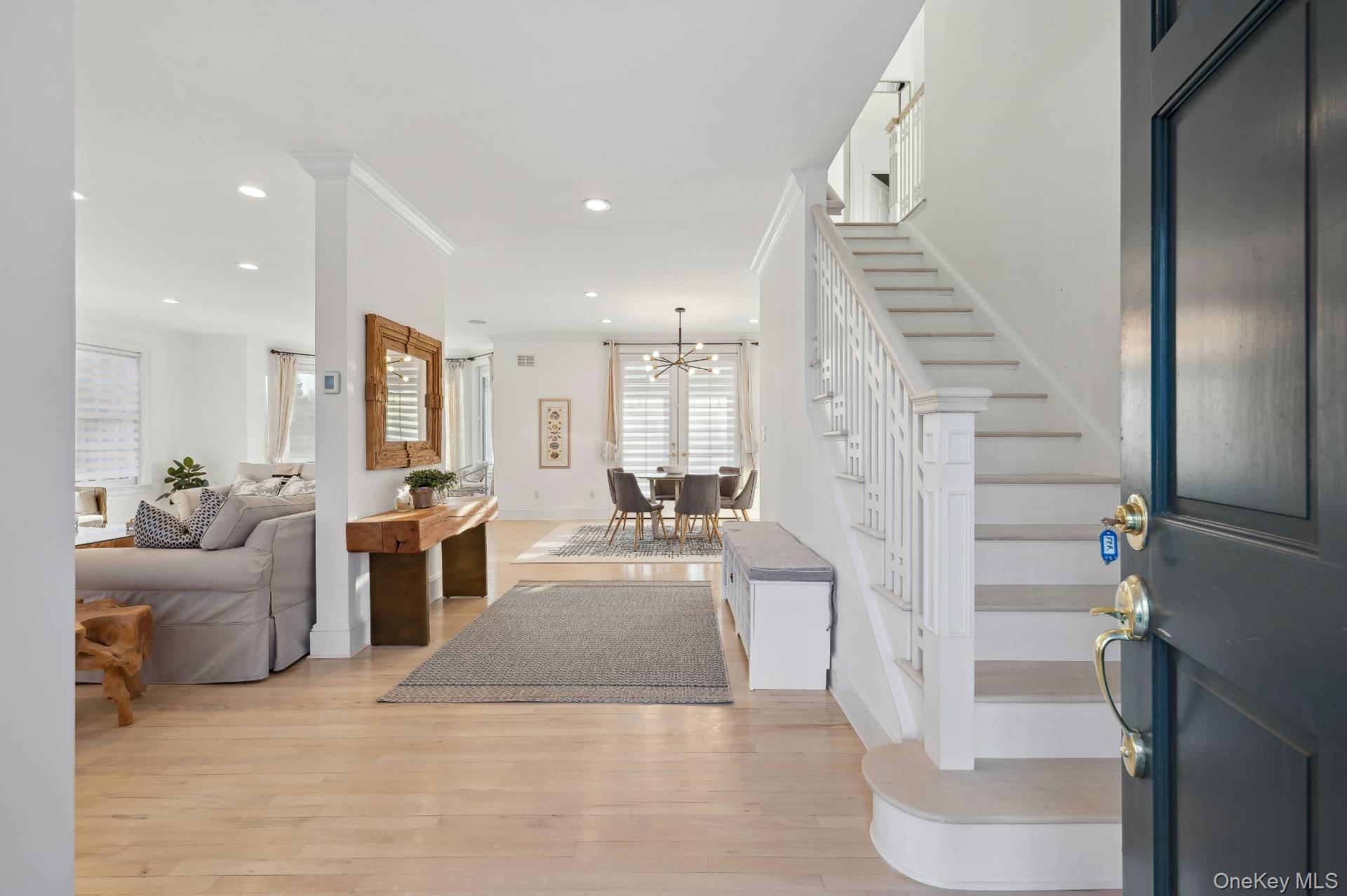 131 Flying Point RD, Southampton, NY 11968
