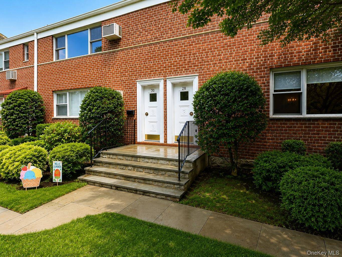 28 Oregon AVE #A, Bronxville, NY 10708