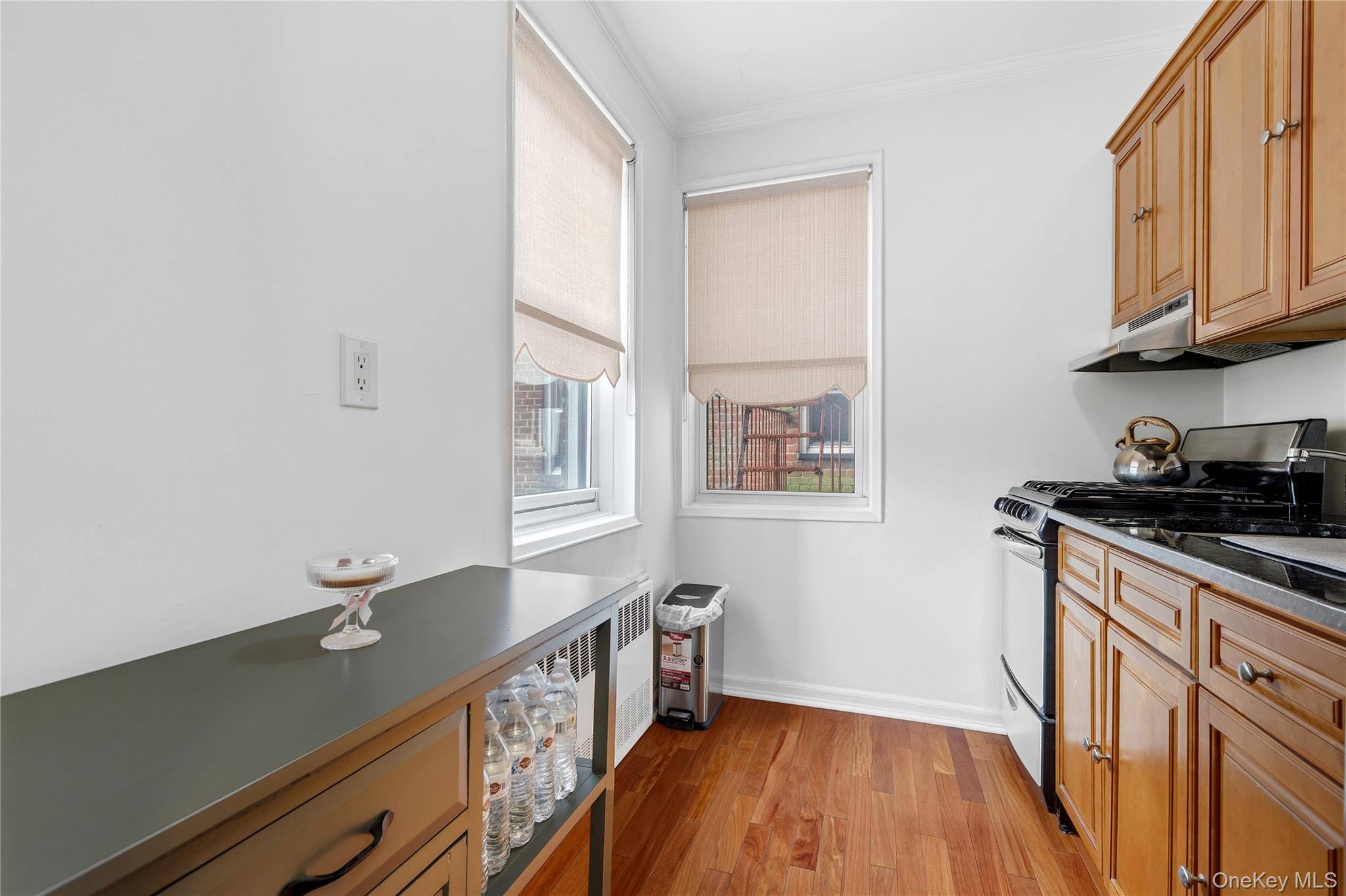 611 Palmer RD #3y, Yonkers, NY 10701